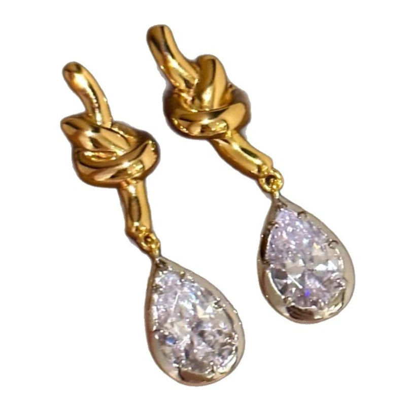 High quality twisted luster water droplet inlay diamond earrings for women classic and exquisite trend earings stud jewelry