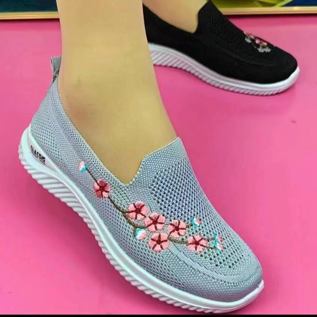 Breathable Mesh Walking Shoes - Women's Casual Slip-On Sneakers