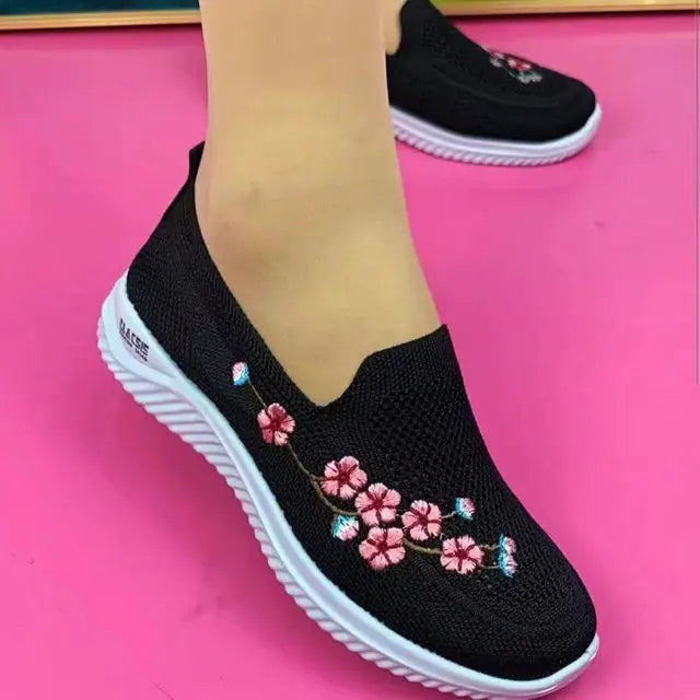 Breathable Mesh Walking Shoes - Women's Casual Slip-On Sneakers